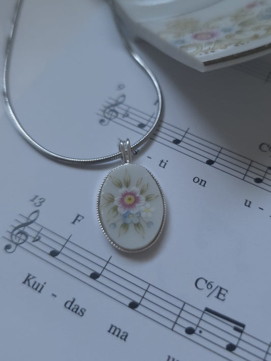 Polly Necklace